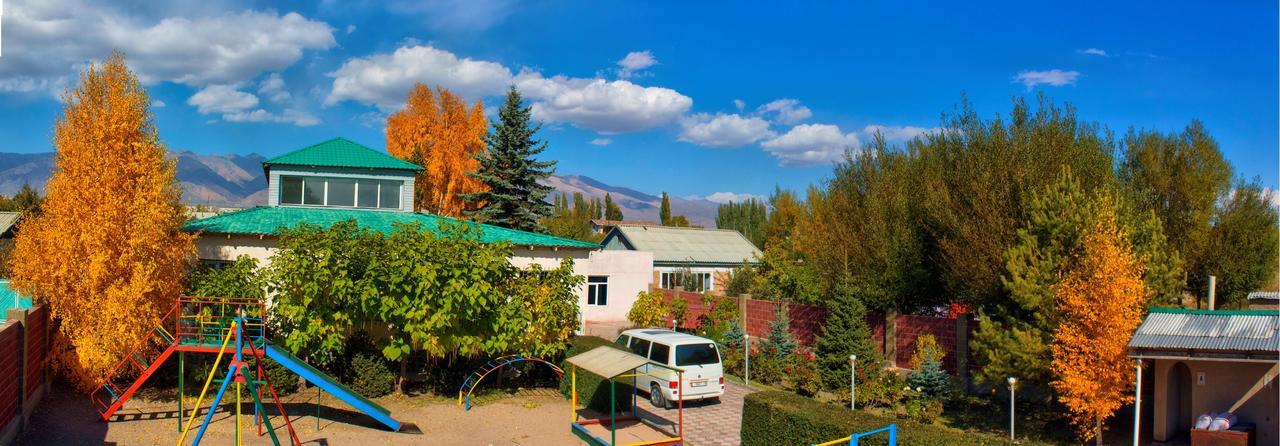 Ysyk-Köl Tian-Shan Guest House المظهر الخارجي الصورة